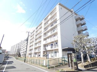 しらとり台住宅　１号棟の物件外観写真